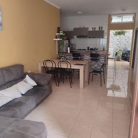 Habitacion Matrimonial En Casa Compartida Las Lagunas Exterior photo